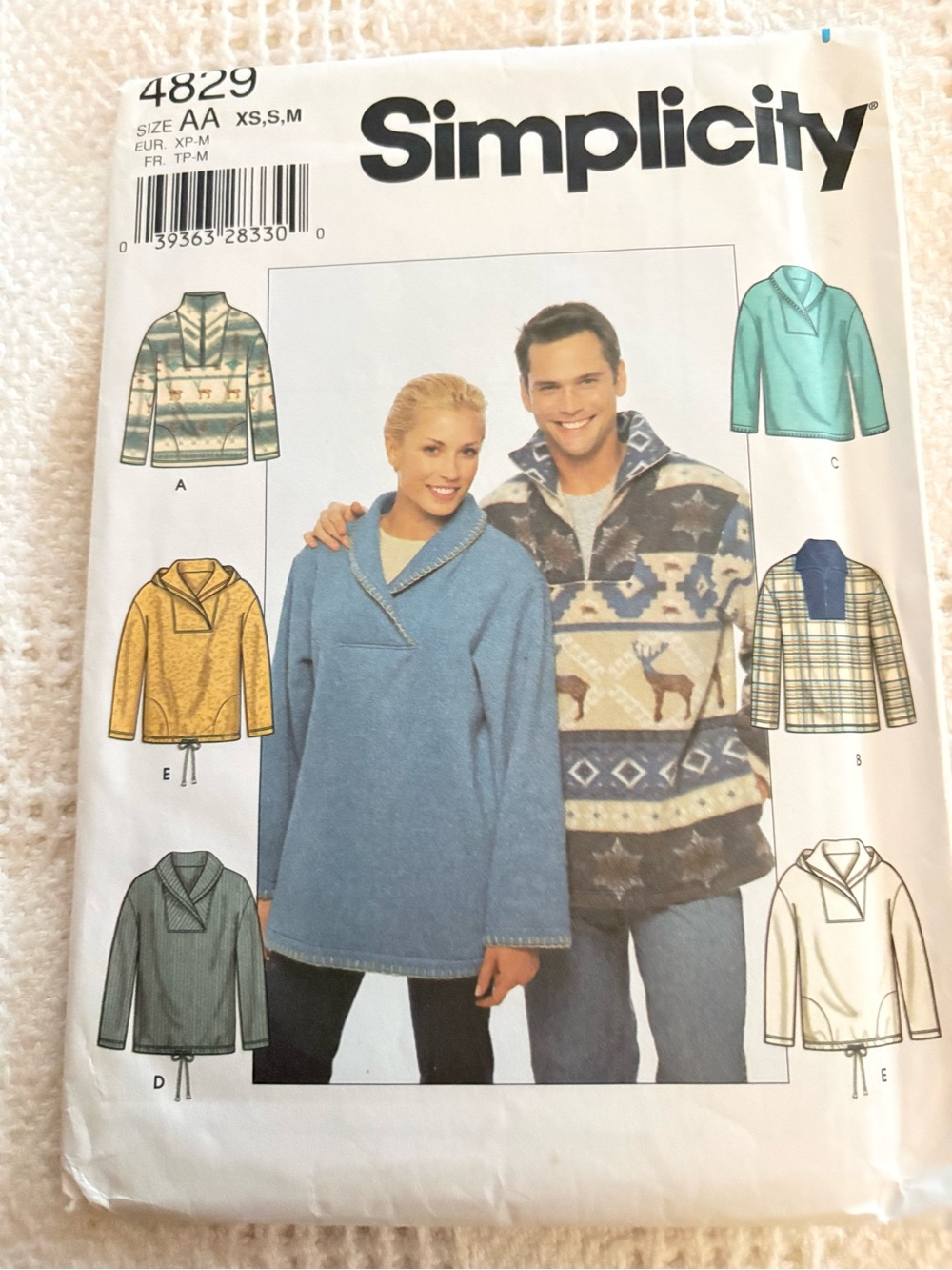 Simplicity Pattern 4829 AA for Unisex Pullover